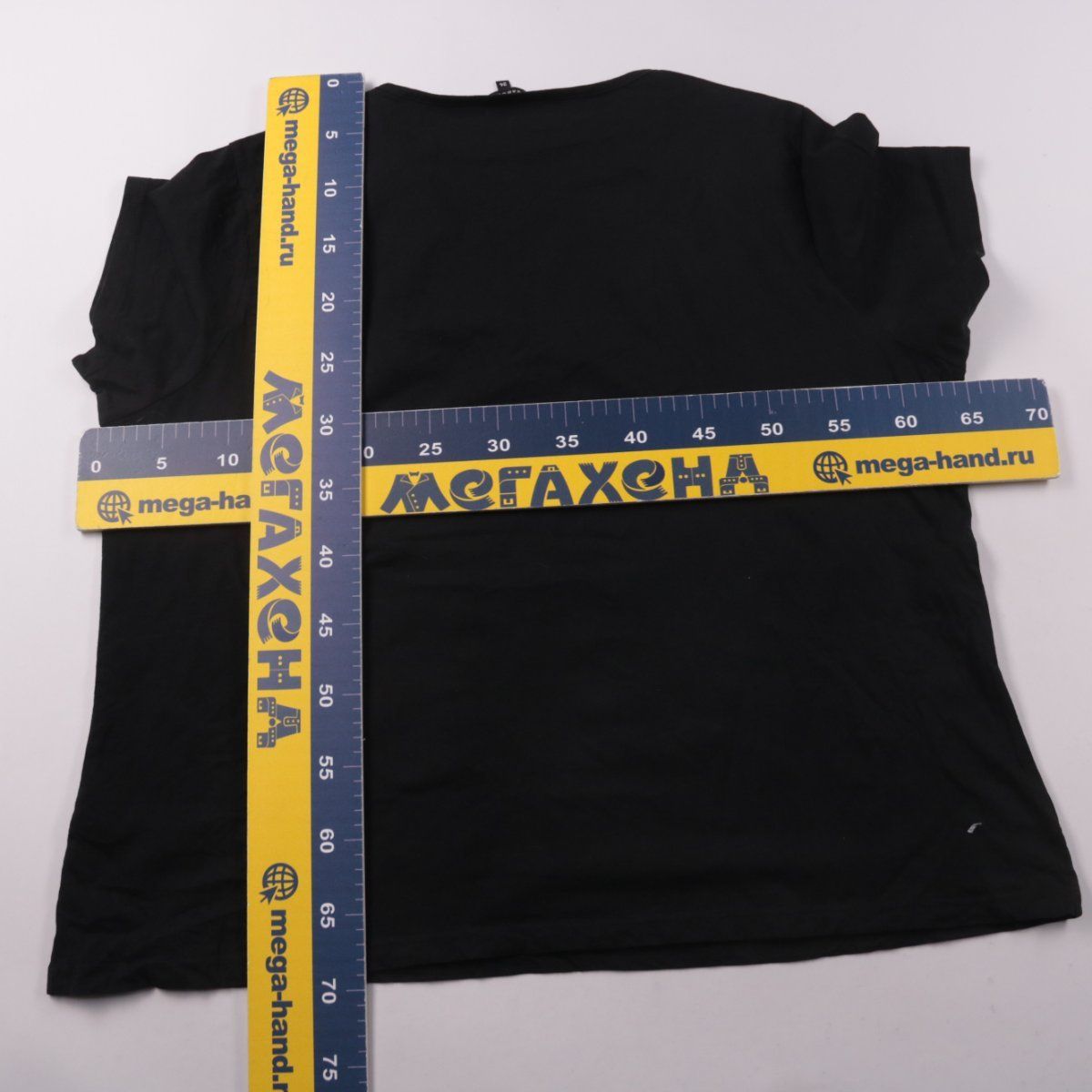 футболка Peacocks