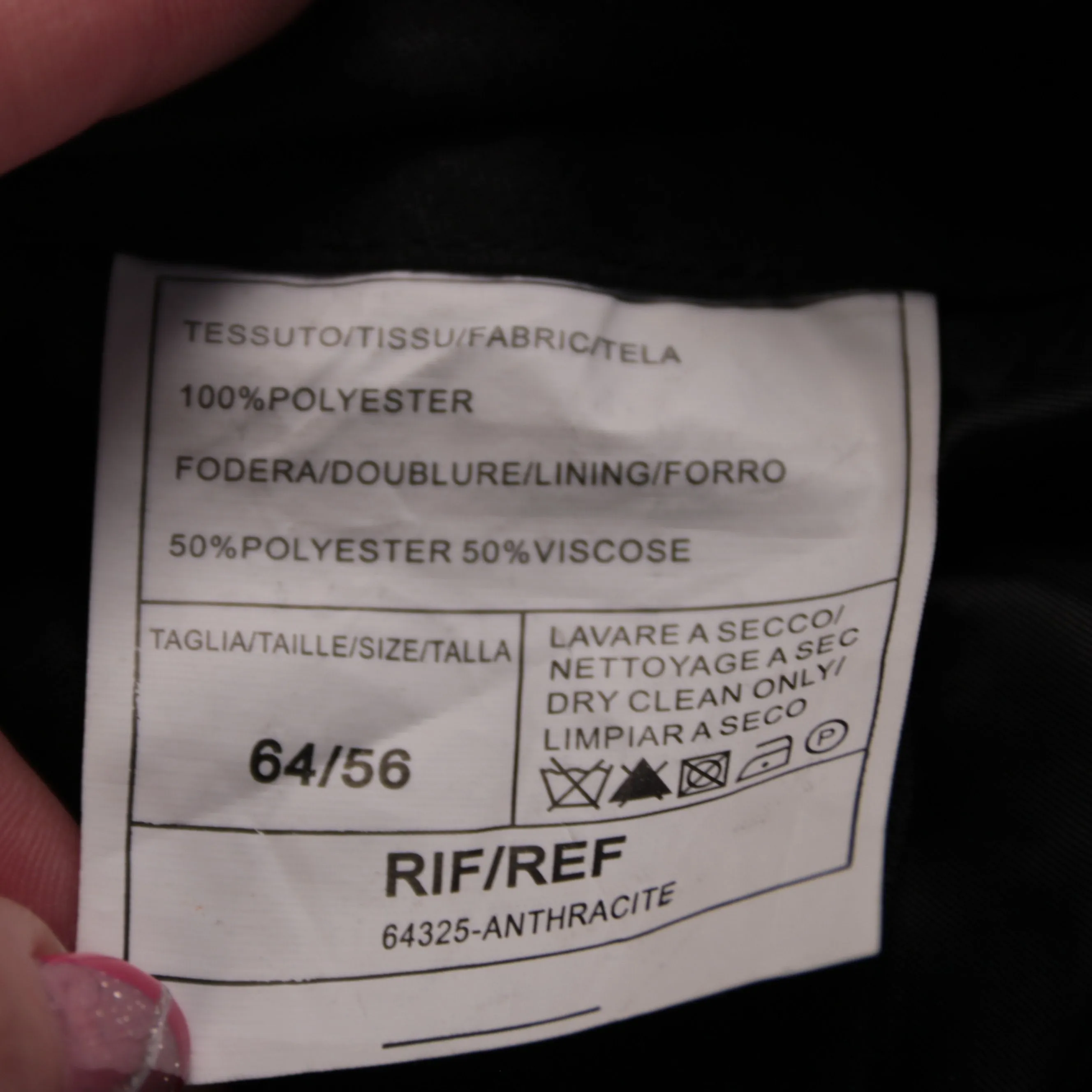 250202757-b