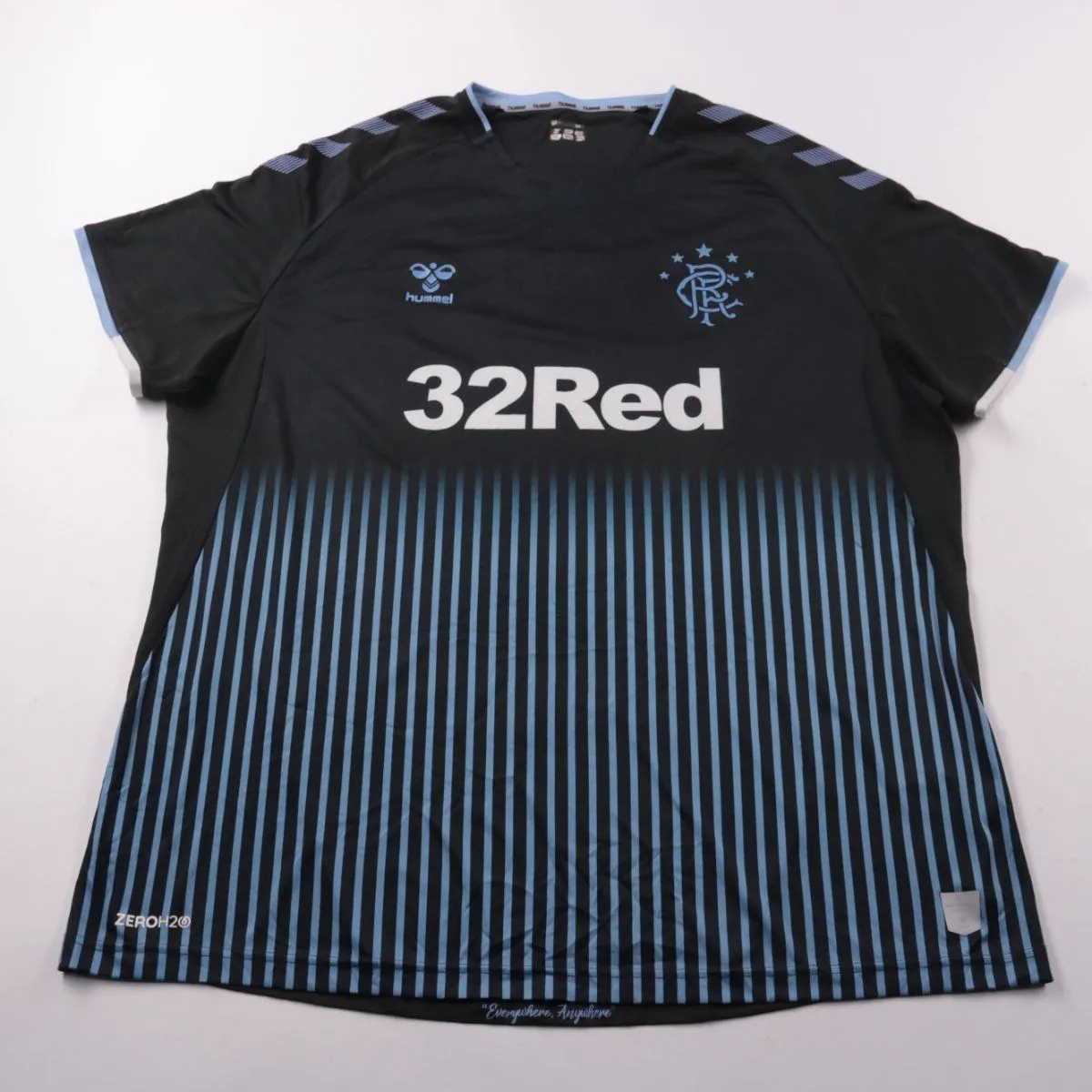 футболка Hummel