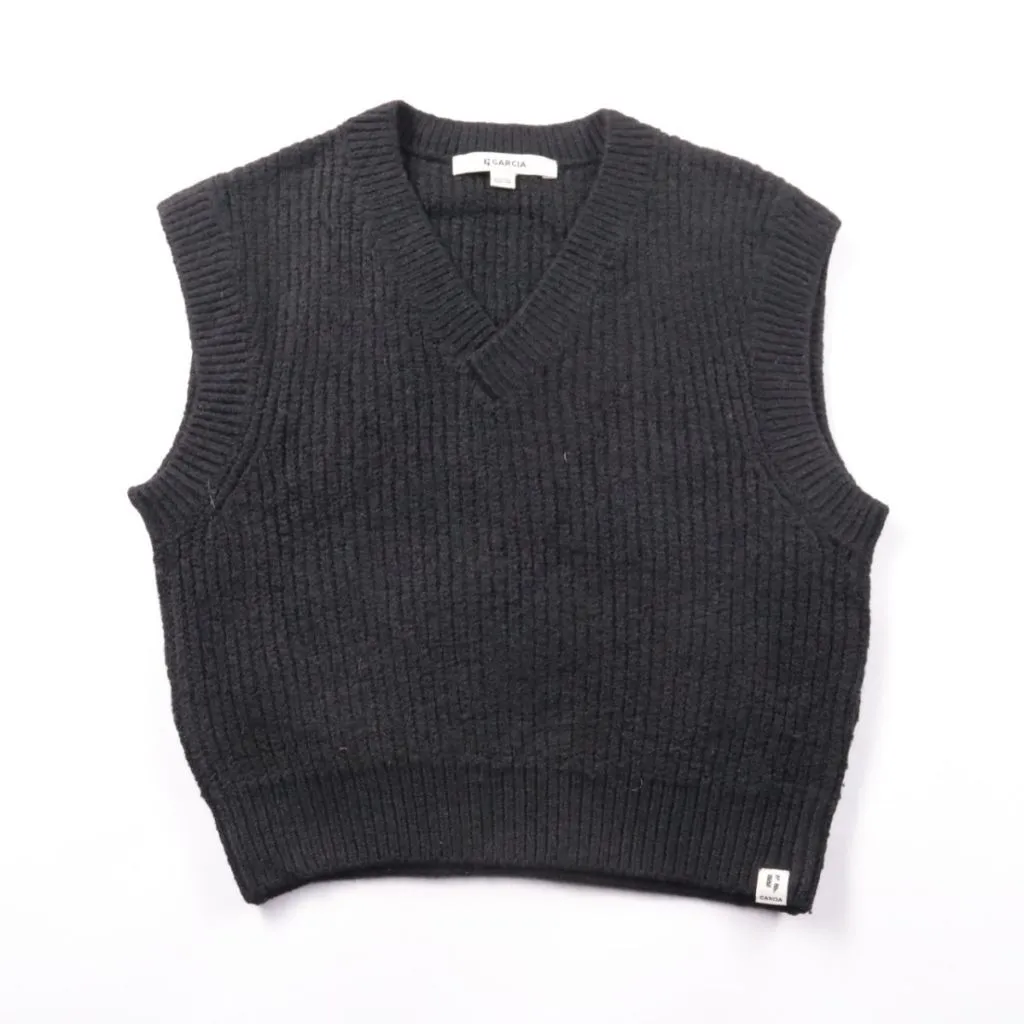 жилетка Garcia